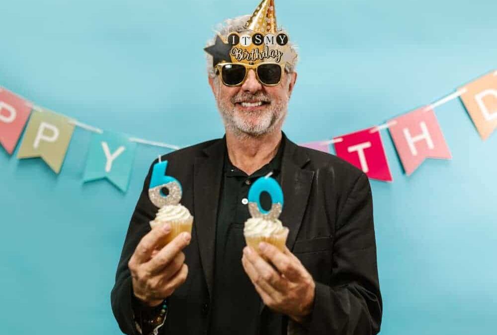 55 Schöne Sprüche zum 60. Geburtstag für Männer: Kurz & Lustig